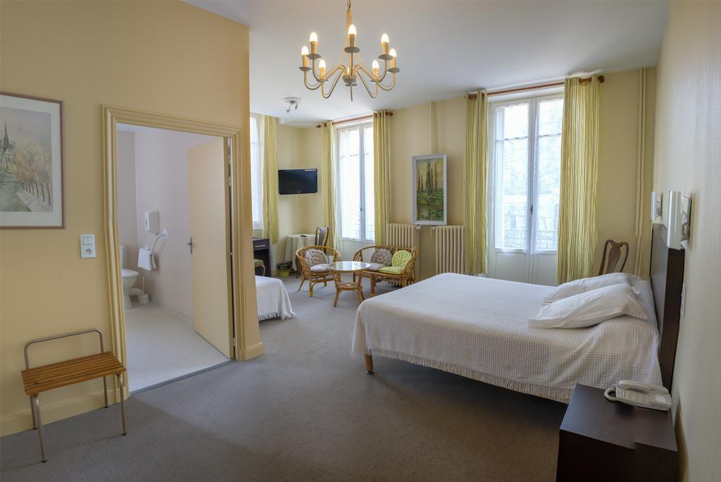 Castel Regina Hotel Châtel-Guyon Habitación foto